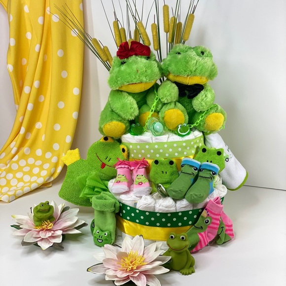 Twins Frog Diaper Cake, Baby Shower Gift - Picture 1 of 13